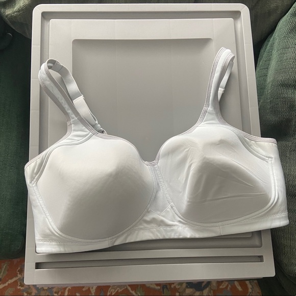 Vanity Fair Sports Bra - Picture 5 of 5